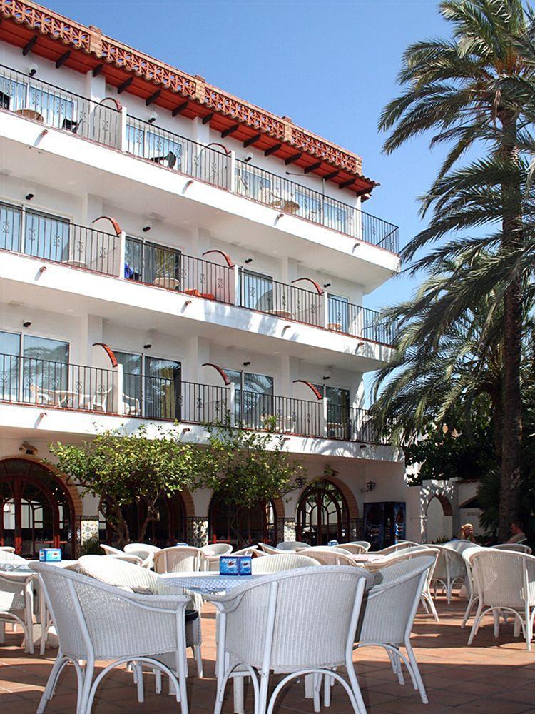 Hotel Comarruga Platja Coma-ruga Exterior foto